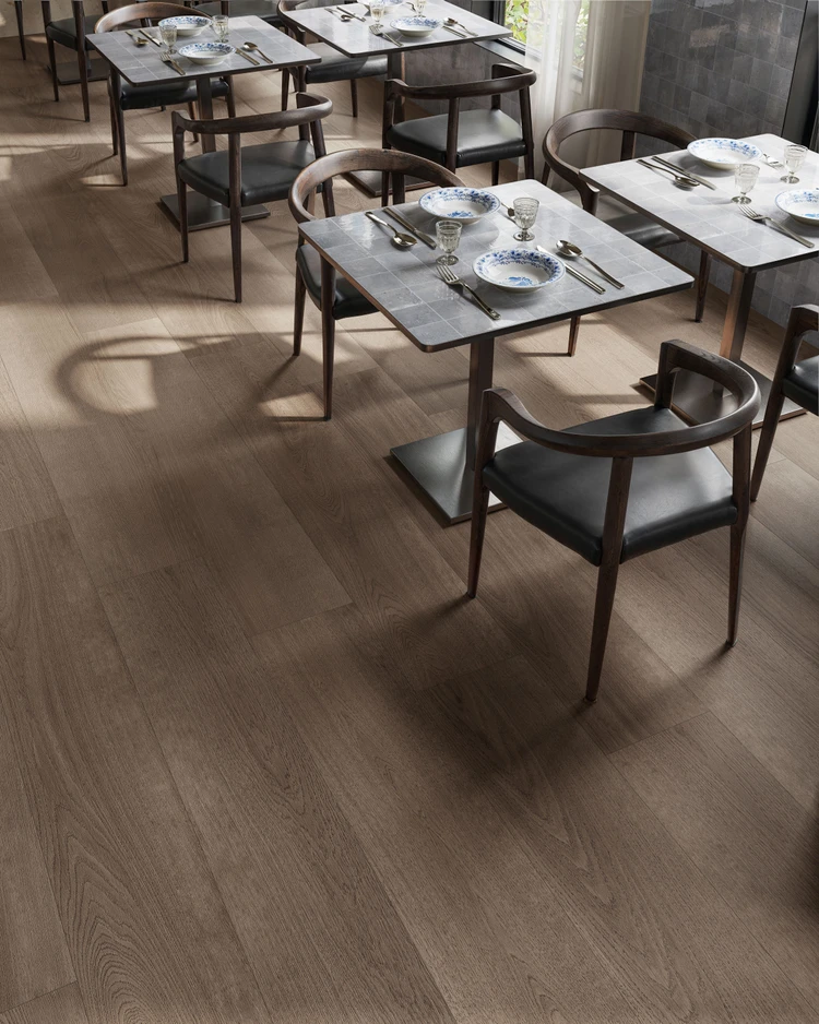 Gracewood Brown, Pixel Art Luc