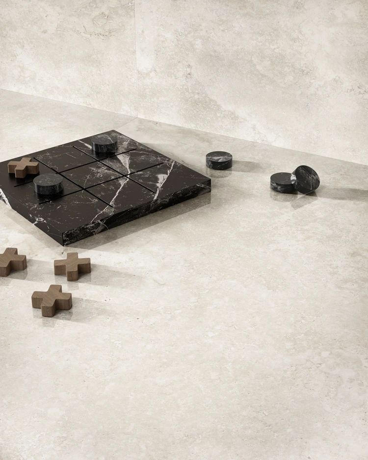 Invictus Cross White